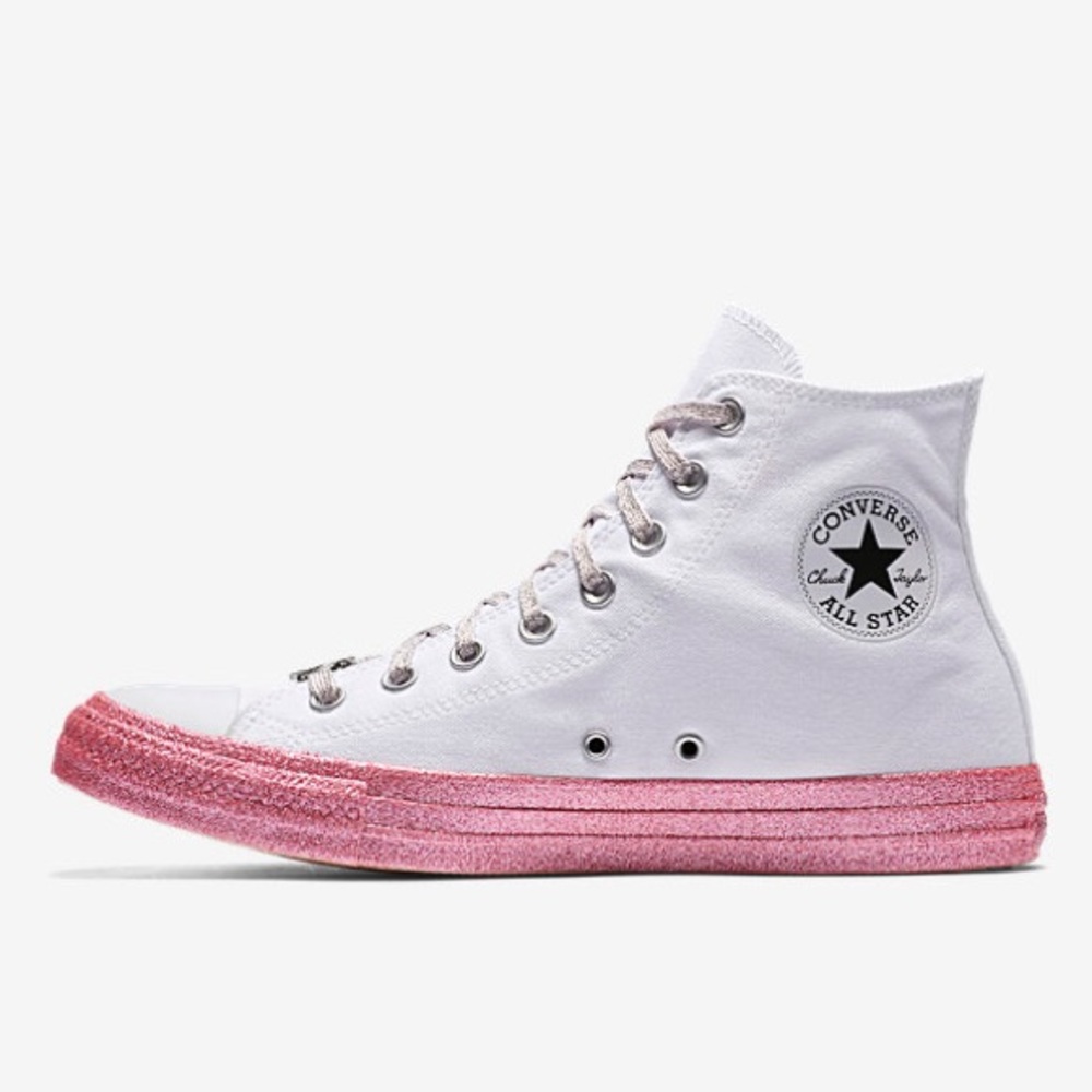 Converse Miley X Cyrus White High Tops 9.5